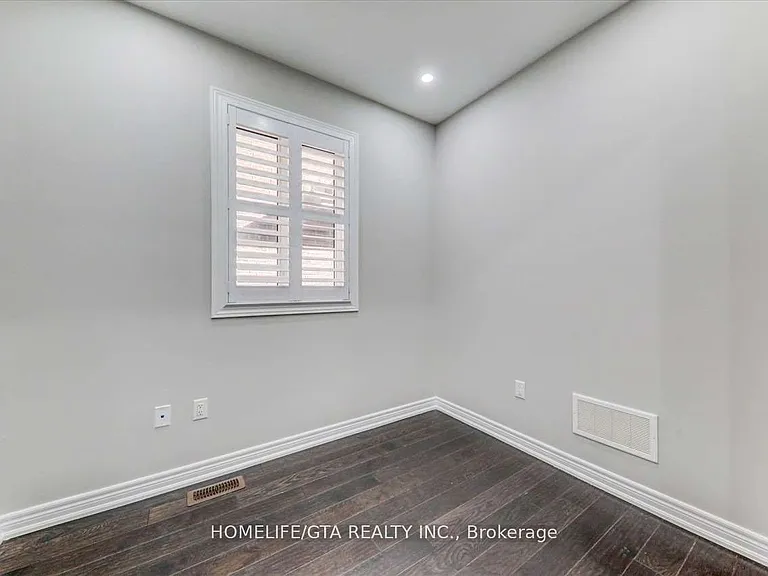 112 Elderslie Cres — Photo 8