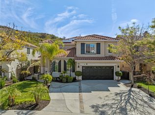 28565 N Horseshoe Cir, Santa Clarita, CA 91390