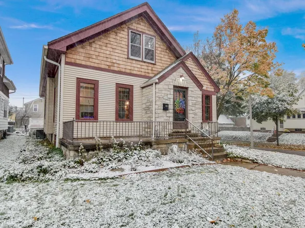 2379 North 65th STREET, Wauwatosa, WI 53213