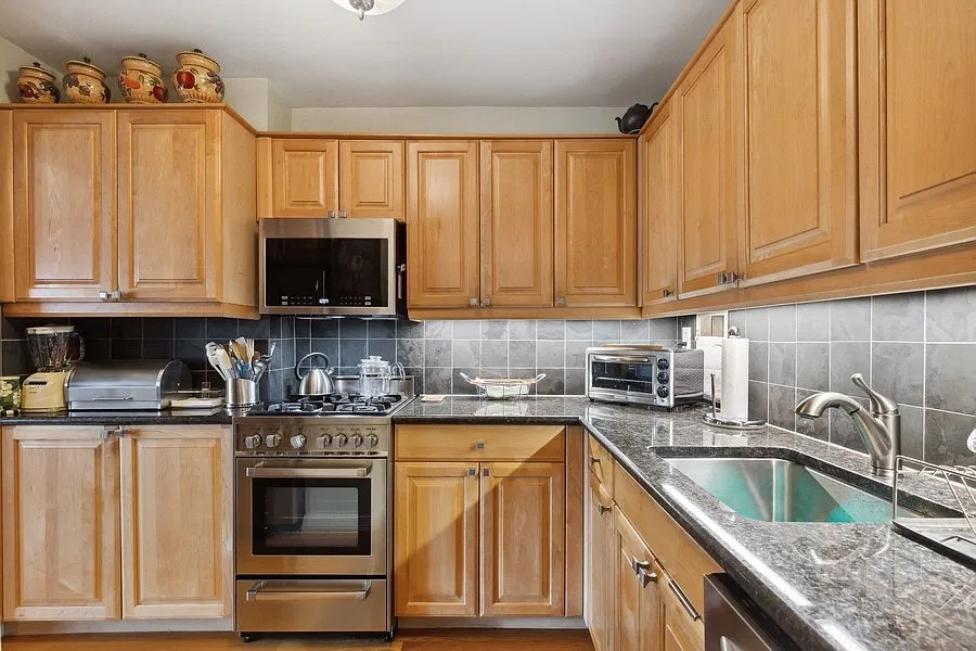 333 East 34th Street — Photo 3