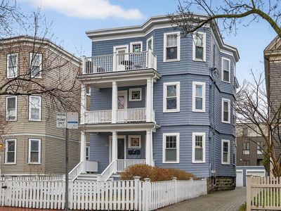 20 Carver St #1, Cambridge, MA, 02138