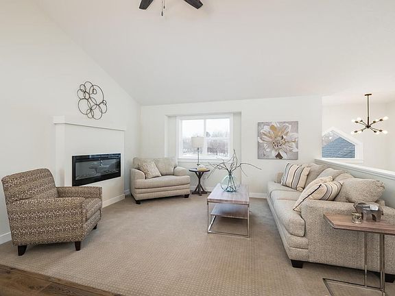 5th image of 895 193rd Ln NE