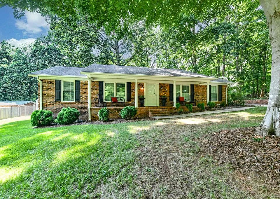 4801 Sweetbriar Rd