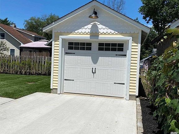 4th image of 16 Littleworth Ln