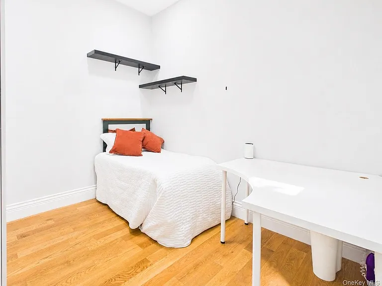 3 Jardine Pl #2F — Photo 19