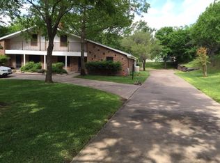 105 Bluebonnet Dr, Weatherford, TX 76087