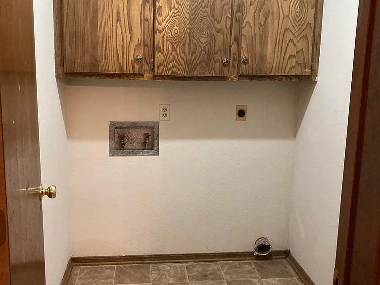 1308 Southridge Ct — Photo 8