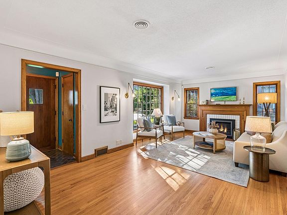 5th image of 4740 13th Ave S