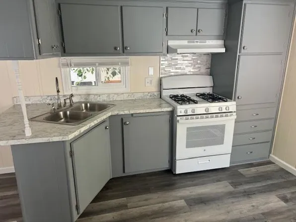 2399 E 14th St #95, San Leandro, CA 94577