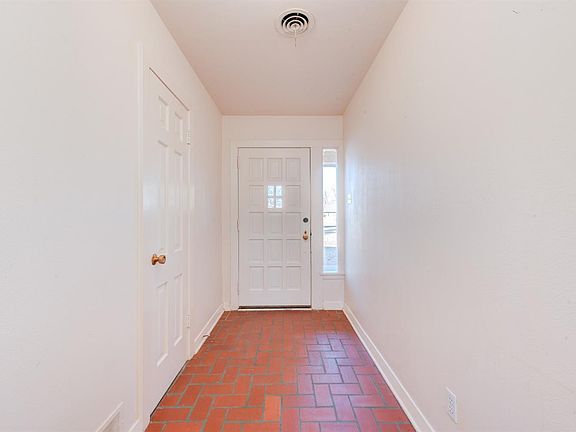 4th image of 2507 Marlboro St