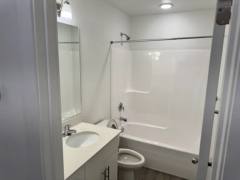 1913 S 1280 W — Photo 11