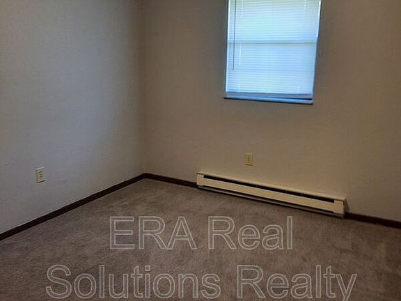 4th image of 445 Clark St #445-445-41