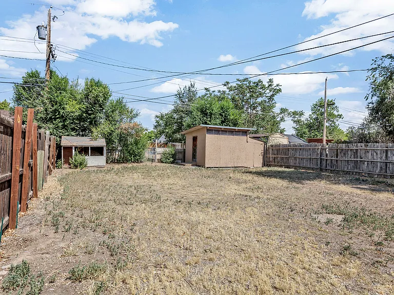6776 Ash St — Photo 12