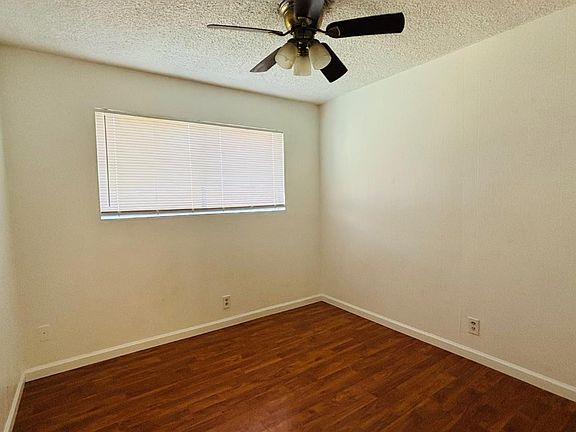 5th image of 616 Fig St