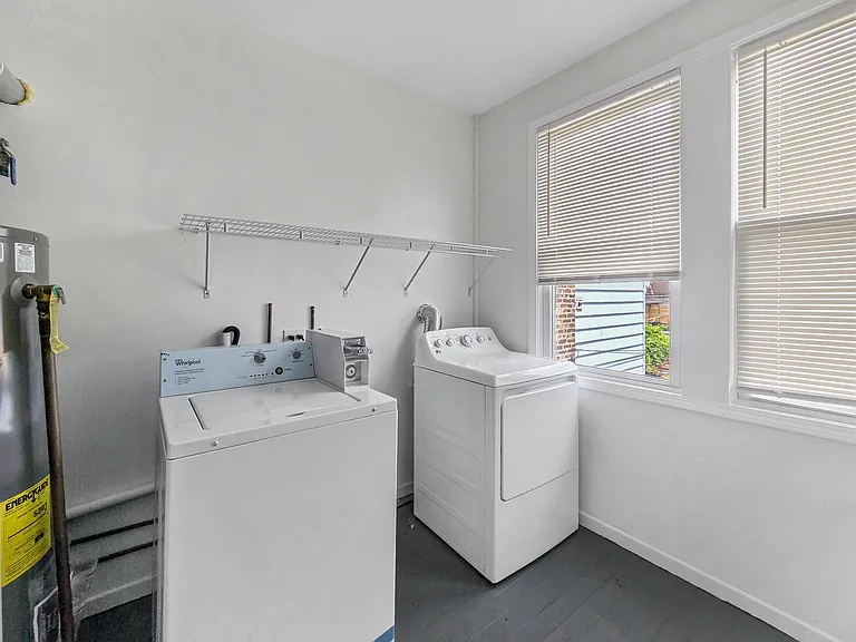 1712 W 35th St #2F — Photo 10