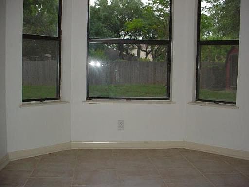 4th image of 7535 UTSA BLVD