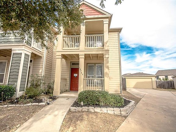 2nd image of 10749 Traymore Dr