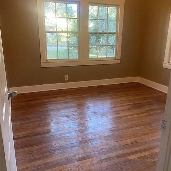 615 Mohawk St — Photo 4
