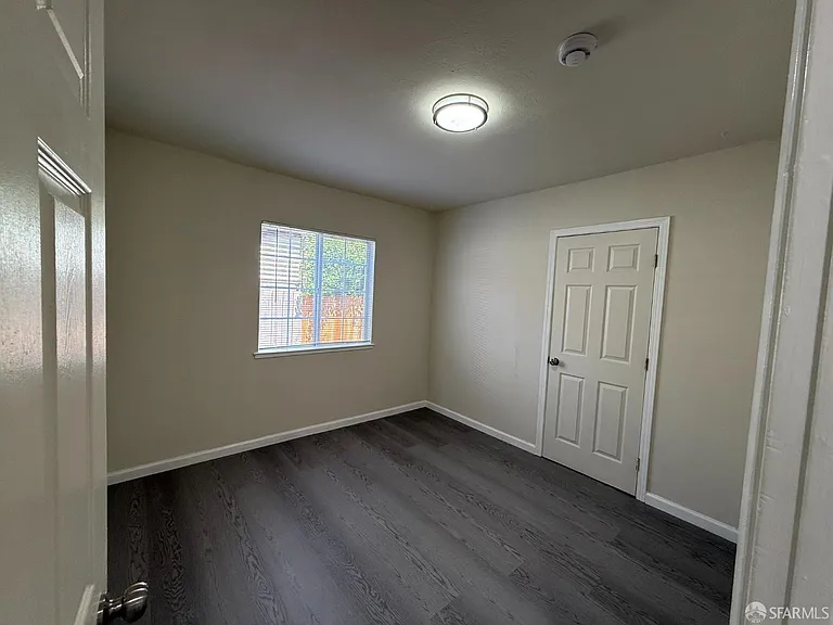 25696 Lander Ave — Photo 7