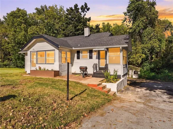 51 N Emerson St, Kansas City, MO 64119