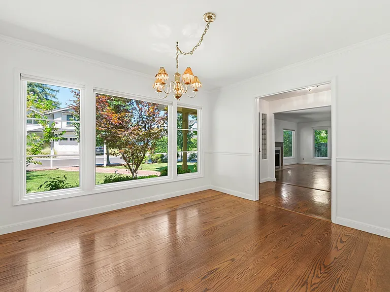 1825 White Oak Dr — Photo 5