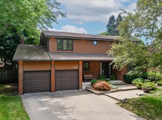 260 Princess Royal Ct, Oakville, ON L6H 3A5