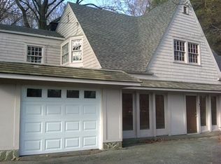 551 Main St, Monroe, CT 06468