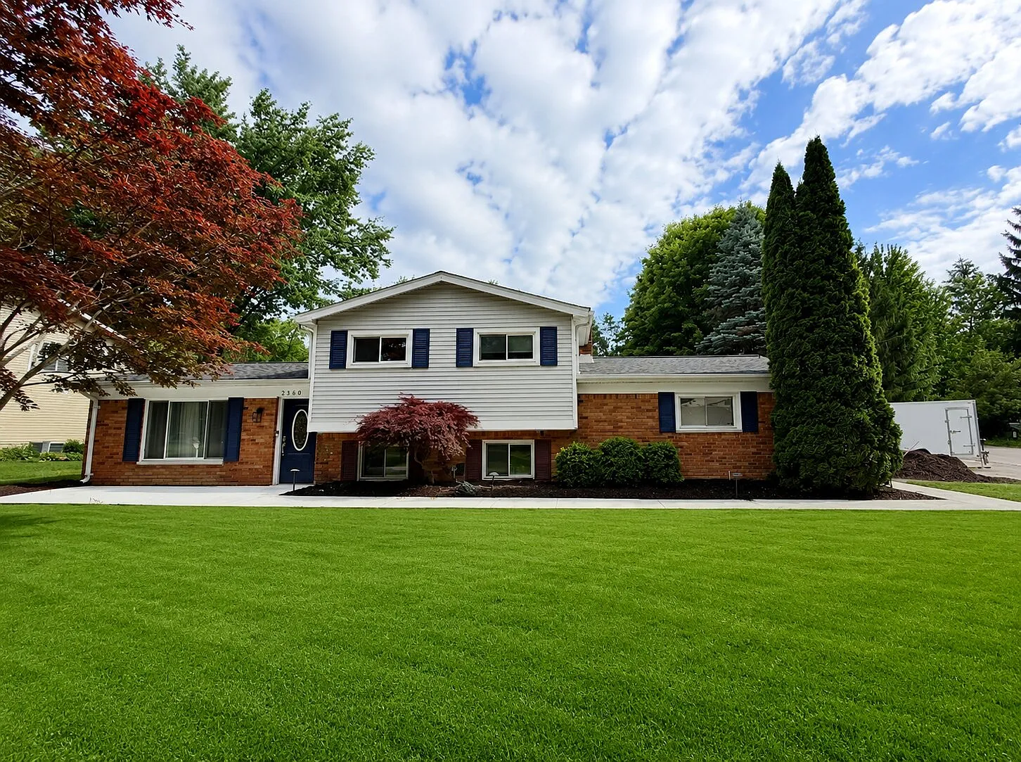 3 bed, 1600 sqft, $2,700 — Photo 3