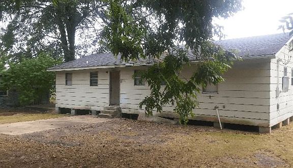 4th image of 606 N Georgia St