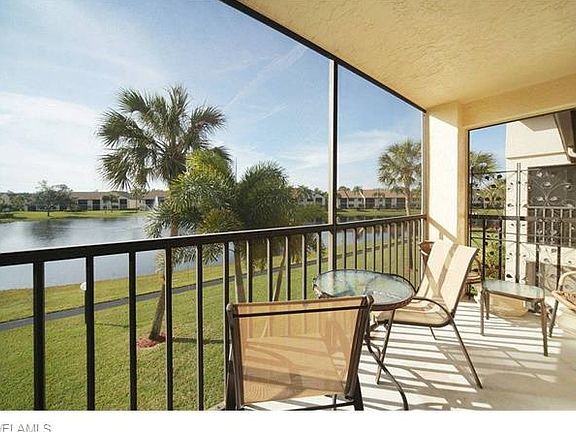 5th image of 8383 Charter Club Cir Unit 9
