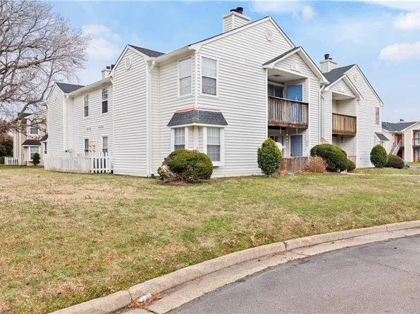 2200 Rock Cliff Reach APT D, Chesapeake, VA 23320