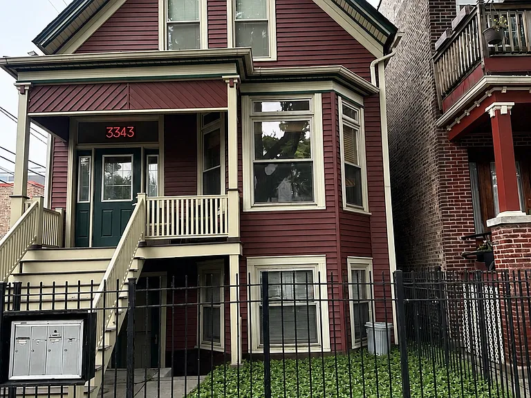 3343 N Hoyne Ave #G — Photo 1
