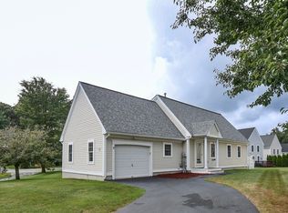 46 Barbara Ln, Hudson, NH 03051