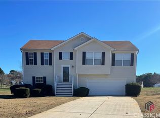 487 Raymond Dr, Winder, GA 30680