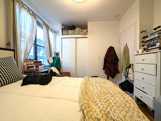 Rented by ArdorNY | media 16