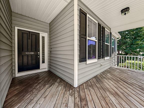 4th image of 1308 Double Oak Ln