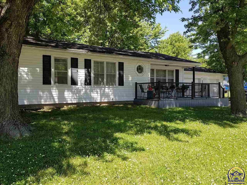 2nd image of 1325 Prairie St