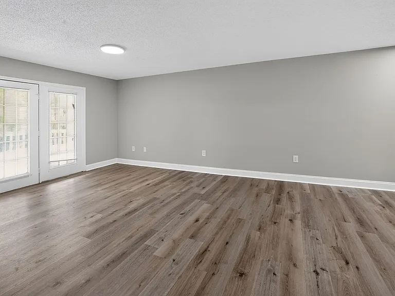 Commerce Street Manor — Photo 25