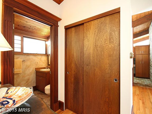 5th image of 9725 Schreiner Ln