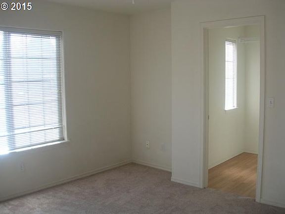 5th image of 4251 SE Walnut Ct