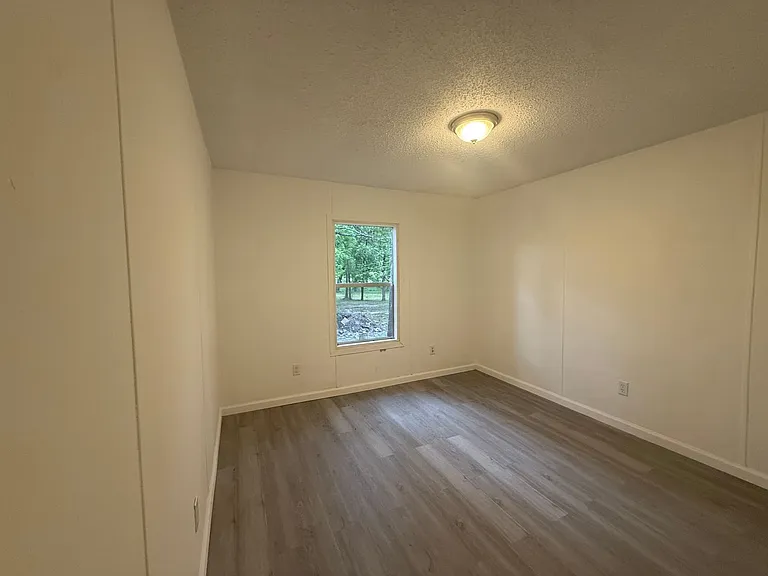 200 Painter Rd NE — Photo 11