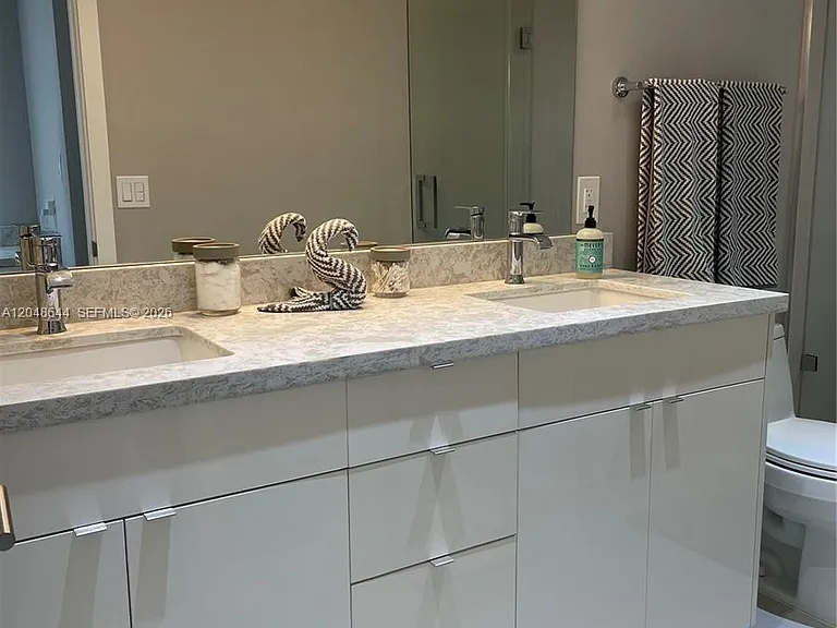 2500 Parkview Dr #1405 — Photo 36