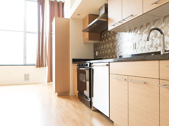 4th image of 178 Bluxome St APT 503