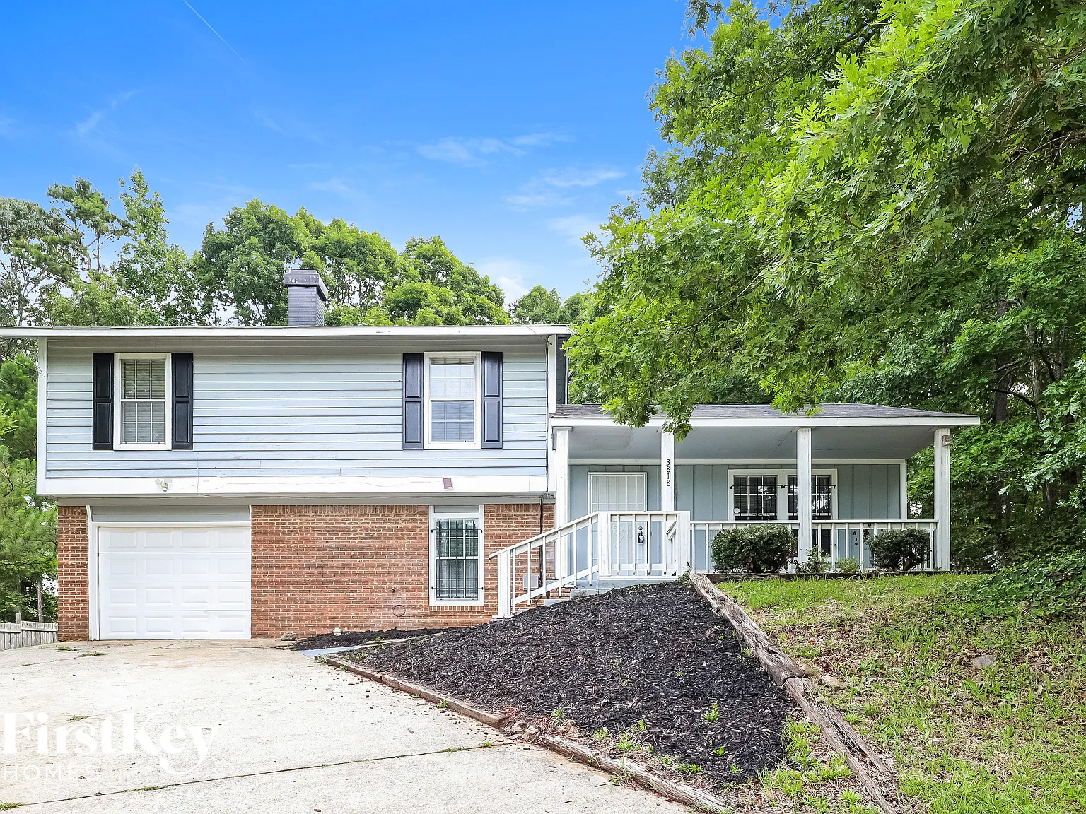 3 bed, 2.0 bath, 1602 sqft, $1,995 — Photo 1