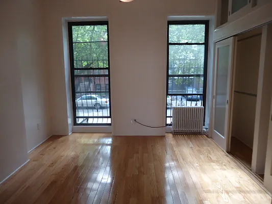 Rented by Hakeem Shahid, LREB | media 22