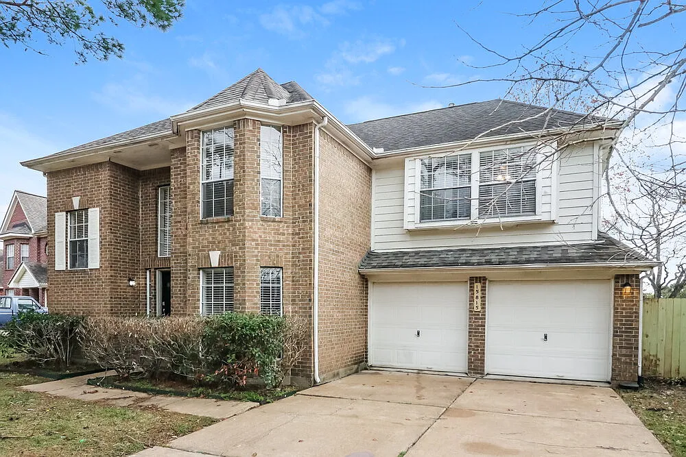 3 bed, 2.5 bath, 2030 sqft, $2,355 — Photo 4