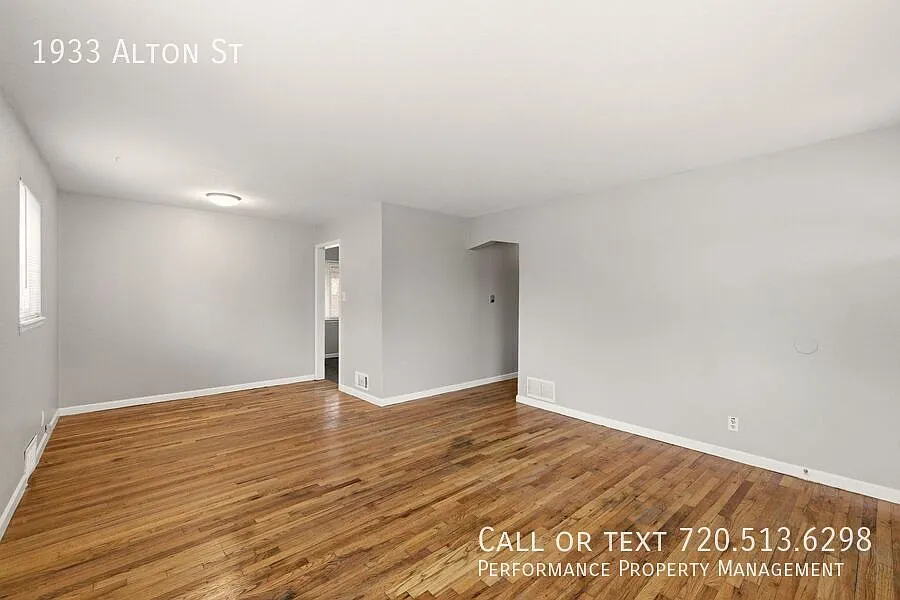 1933 Alton St