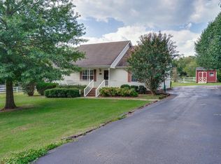 36 Volunteer Rd, Petersburg, TN 37144