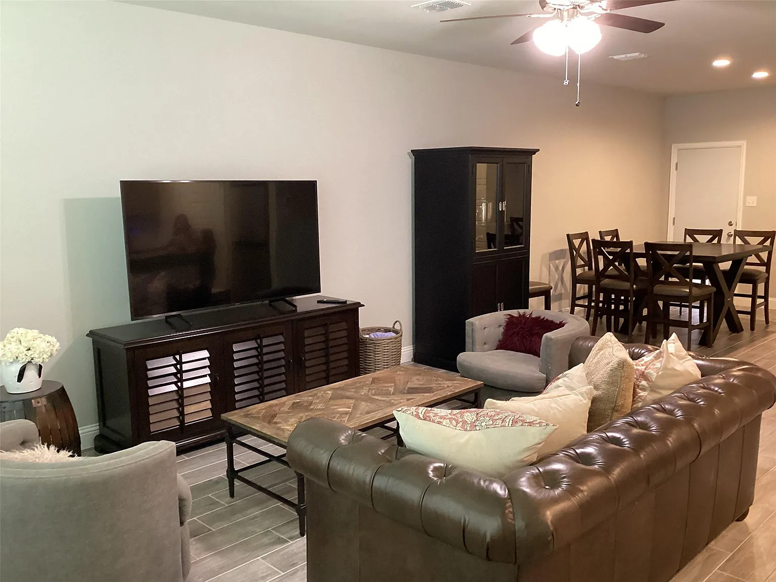 3 bed, 2.5 bath, 1773 sqft, $2,995 — Photo 4