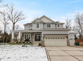 2503 Augusta Dr, Valparaiso, IN 46383